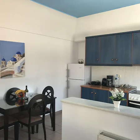 Ampelonas Executive Houses *