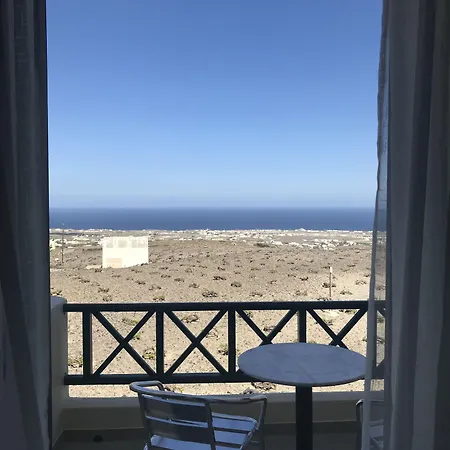 Ampelonas Executive Houses *