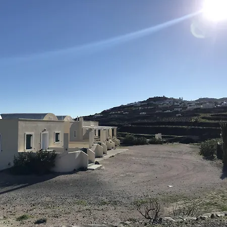 Ampelonas Executive Houses *