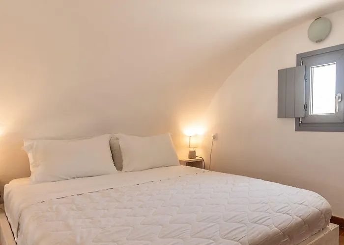 Ampelos Executive Пиргос