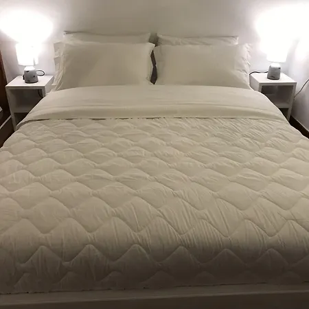 Ampelos Executive דירה Pýrgos