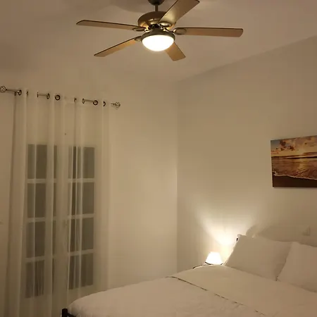 Ampelos Executive דירה Pýrgos