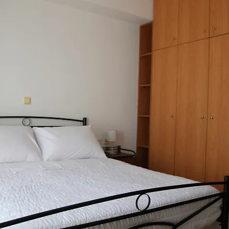 Ampelonas Executive Houses Apartment *
